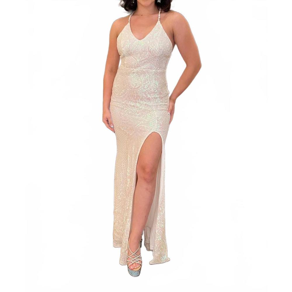 NEW LOVESOME gisselle gown in white